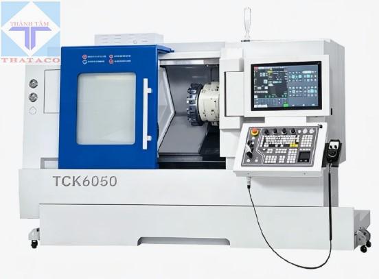 Máy tiện giường nghiêng CNC TCK6050 Máy tiện giường nghiêng CNC TCK6050